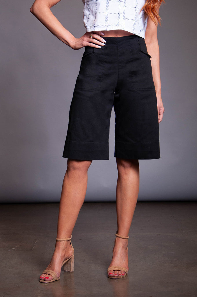black bermuda dress shorts Elegant Black Long-Sleeve Gown Spring26-Q1 Comfortable fit Color:Pink