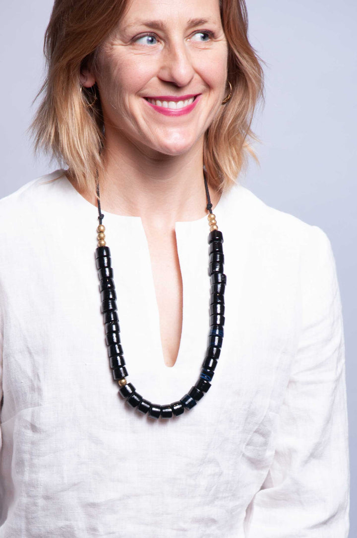 Twofer Necklace + Belt - Jet Black Glass/Brass – Garnish display picture 3