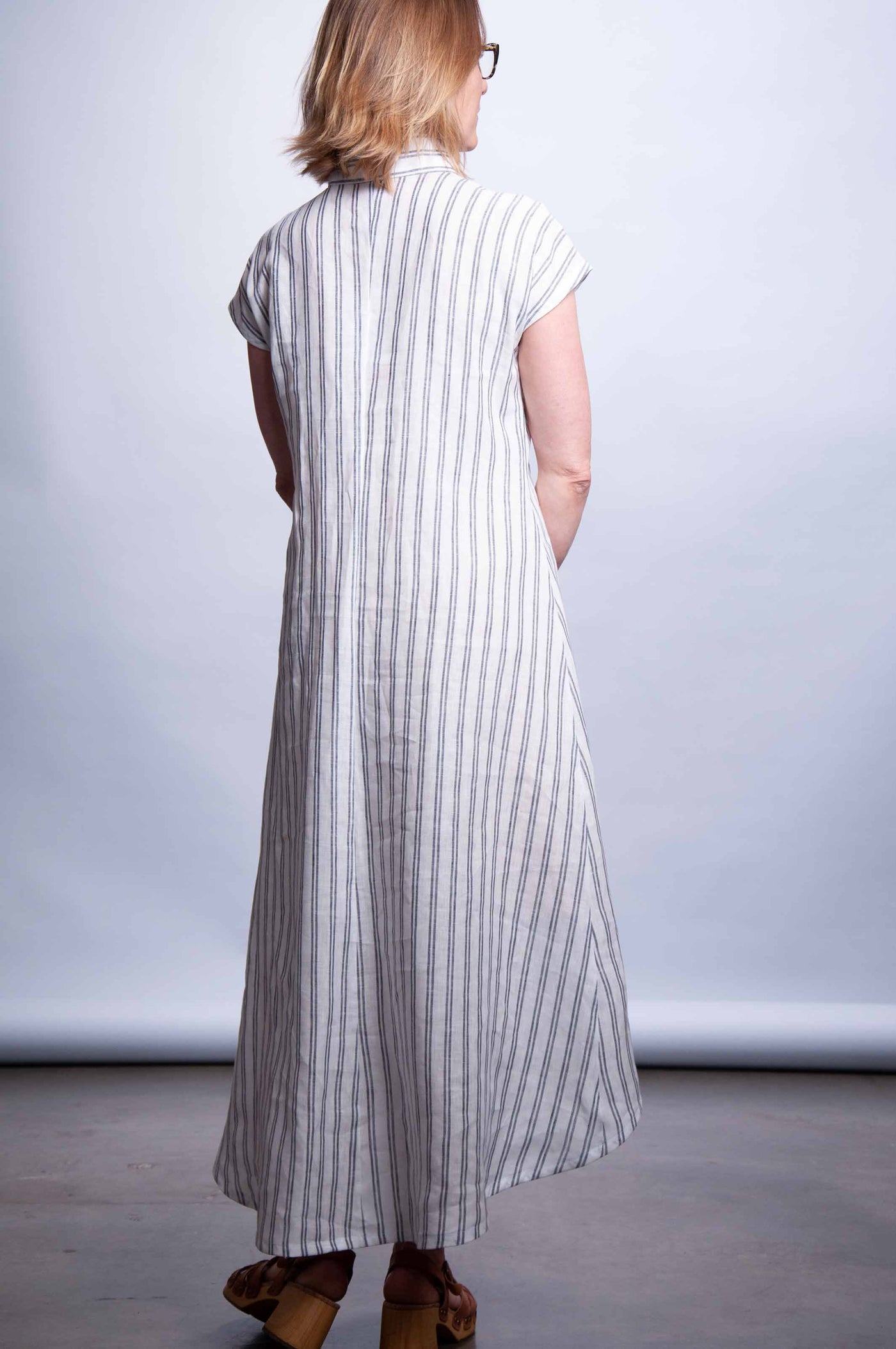 Updraft Linen Dress - Picnic